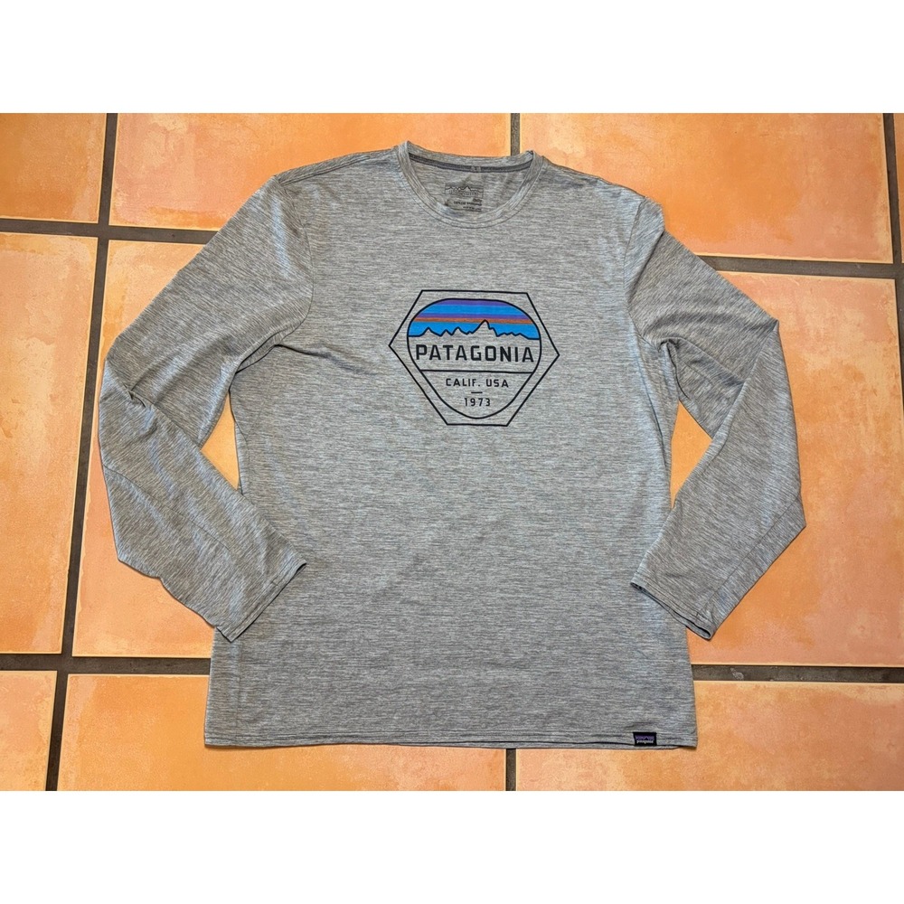 Patagonia Daily Capilene Baselayer Shirt Size Medium Gray Long Sleeve Pre-owned